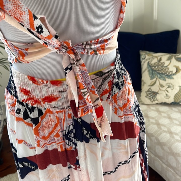 Womens vacation/ beach dress. - Picture 7 of 7